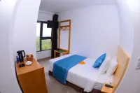 Lang Noi Tan Lap Hotel - parking