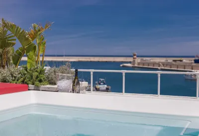 آل كونسول لاكشري سويت Hotels near Ex Villa De Martino