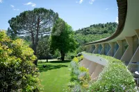 Hotel Restaurant la Vague de Saint Paul - Pools