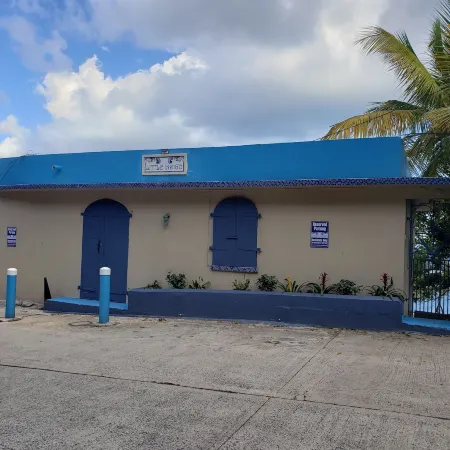 Little Indigo Apartments