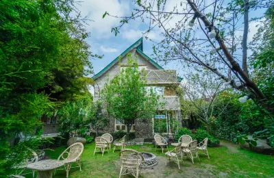 Hotel Mirage Hotels in Srinagar