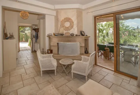 Family Getaway in Marathon by Ghh