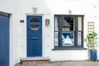The Cottage - 2 Bedroom Cottage - Tenby Hotel a Tenby