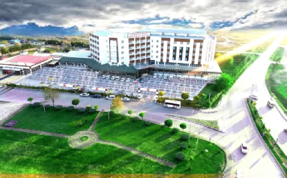 Garden Kale Thermal Hotel Отели в г. Афьонкарахисар