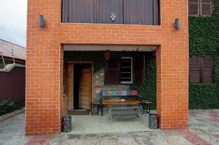 Bays Villa, Koforidua Отели в г. Yilo Krobo