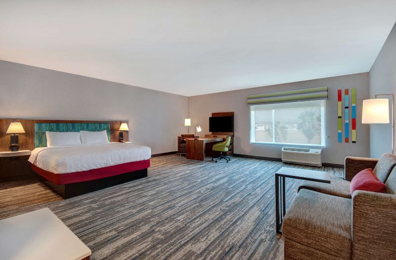 Hampton Inn & Suites Ontario Rancho Cucamonga
