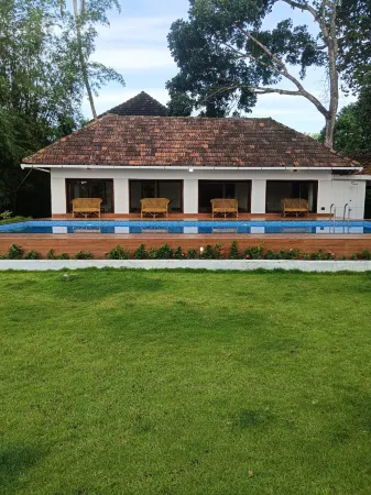 Shantitheeram Ayurveda Отели в г. Мухамма