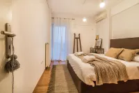 Renovated 3 Bedroom Apt with Acropolis View Hotels in Vyronas