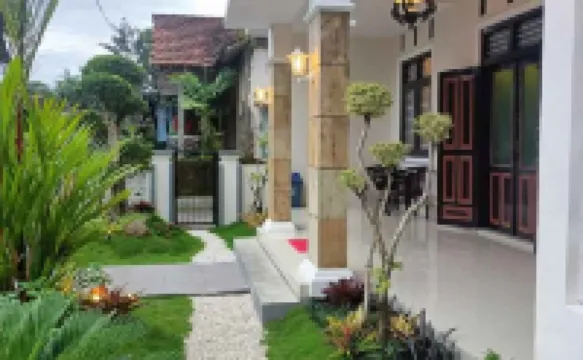 Prime House Muntilan Hotel di 