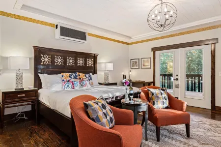 The Grand Idyllwild Lodge