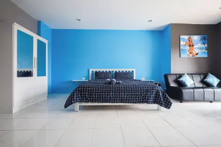 Karon Studio Apartment