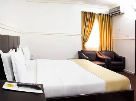 Gullivers Hotel Отели рядом с достопримечательностью «ИИТА Форест Сентер»