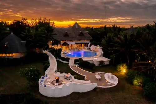 Msambweni Beach House and Private Villas - Parkering