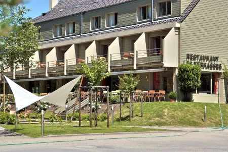 Hotel du Lac Отели в г. Бюль