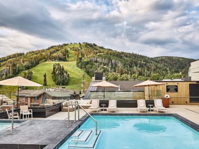 Goldener Hirsch, Auberge Collection