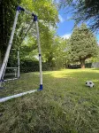Charming 4-bed Cottage in Hampton Hôtels à : Sunbury-on-Thames