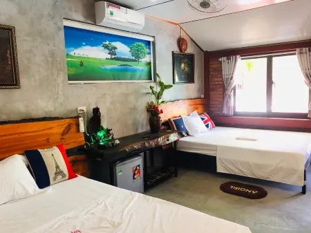 Phong Nha Vu's Homestay Отели в г. Son Trach