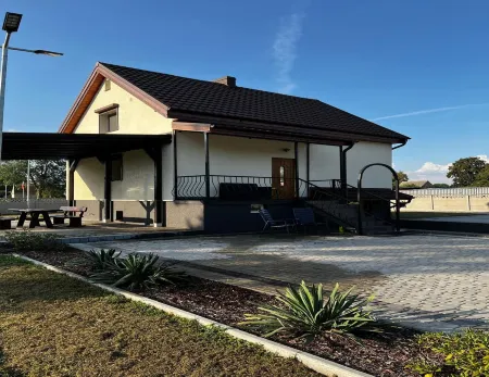 Holiday Home in Stepnica by Szczecin Lagoon