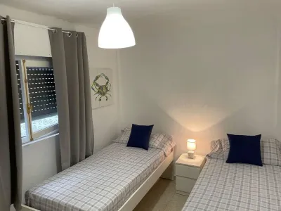 Renovated and Newly Furnished 3 Bedroom Apartment Hotels near Plazoleta Del Merendero