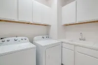 Beautiful Home Near Disney with Private Pool! 5 Bedroom Villa by Redawning