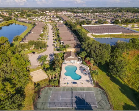 Scuttle Vacation Pool Home W Spa Hotels in Clermont