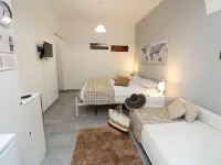Summer Room- Fronte Spiaggia Hotels in La Caletta