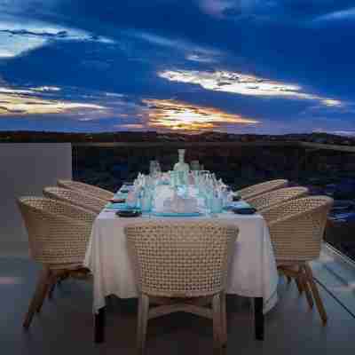 Luxe Oceanfront Penthouse Hot Tub Daily Cabana Dining/Meeting Rooms