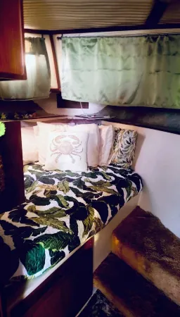 Yacht Time Отели рядом с достопримечательностью «Запад Гейт»