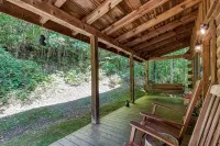 Mystic Mountain - Great Location! Close to All the Action! 2 Bedroom Cabin by RedAwning