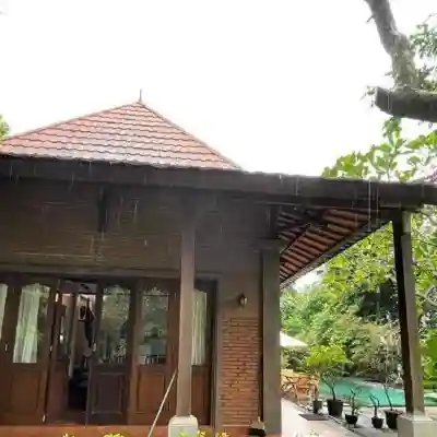 Villa Kamila Forest Senggigi by Villaloka Hotel Exterior
