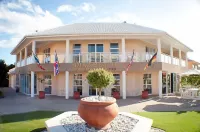 Diaz Beach Guest House Hotels in Dana Bay