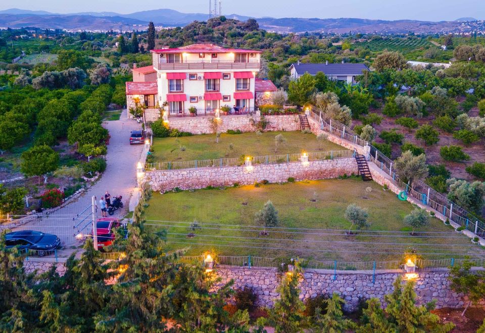 hotel overview picture