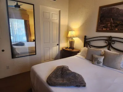 Cozy Tuscan Suite Old Town La Quinta! Hotels near Mystical Awakenings