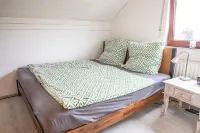 Charming feel-good oasis with sun terrace! Pet friendly . Hotels in Bruehl