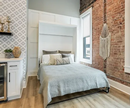 Bourbon Trail Central Location Sleeps 14