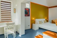Villa Santa Maria Hotels in Решинарі