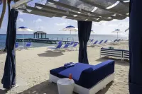 Club Suites at Rum Point - Beach