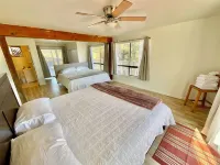 Spacious Sequoia Park 5 bed 3 bath house w/ AC & WIFI in charming Three Rivers