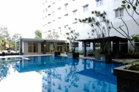 Simply Homey 2Br at 11St Floor Pinewood Apartment Hotels in Sayang