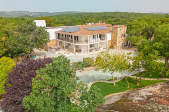 Paghe Eco Luxury Experience Hotels in 