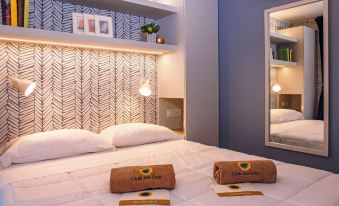 Club del Sole Stork Family Collection