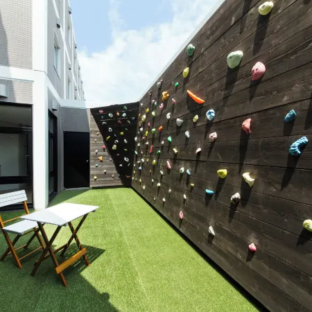 365Base Outdoor Hostel