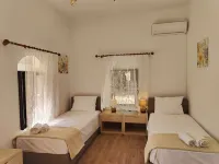 Helena Apartments in Paradisi Hotels in Paradeisi