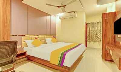 Itsy Hotels Sri Sai Grand Inn Hotels in Vijayawada