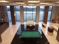 Spacious And Elegant Studio Loft Kingland Avenue Apartment Hotels in Pakulonan