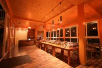 The Woods Retreat - breakfast