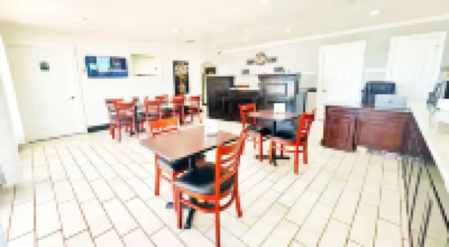 希洛旅館 道森縣酒店