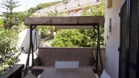 Mediterranean, fully equipped apartment with two terraces