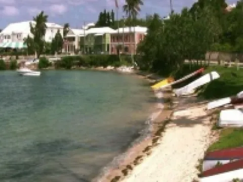 Private and Dreamy.....Balcony, Wine, Sunset,  Upstairs with its own entrance! Hotels in Sandys