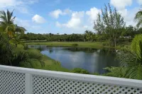 Private fully air-conditioned Villa. Perfect couples getaway!